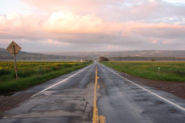 danger-in-the-opposite-lane